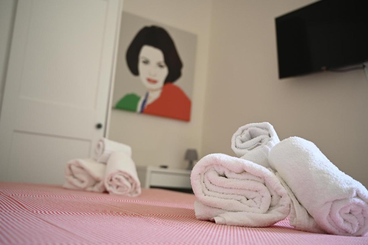 Casa Donna Francy City Center 나폴리 외부 사진